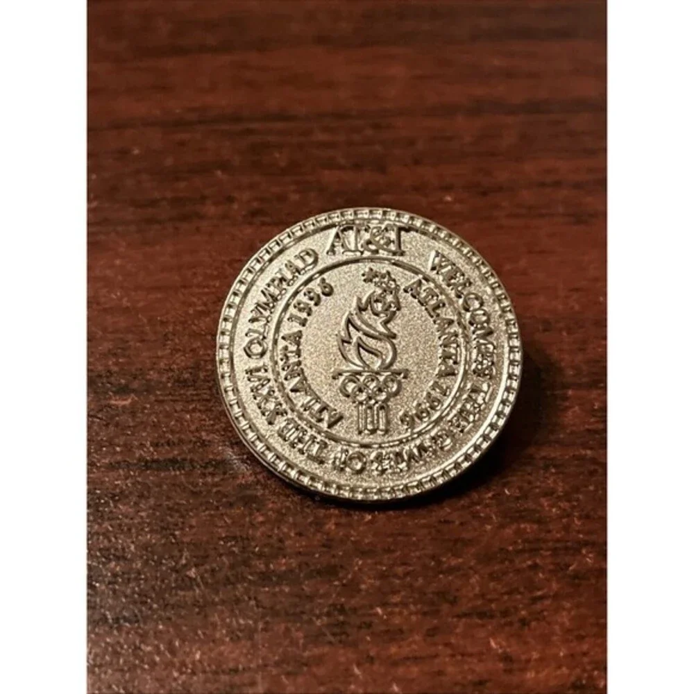 1996 Atlanta Olympics AT&T Phone Company Sponsor Silver-Tone Coin‎ Lapel Hat Pin